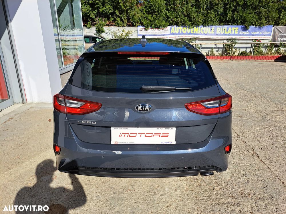 Kia Ceed - 4