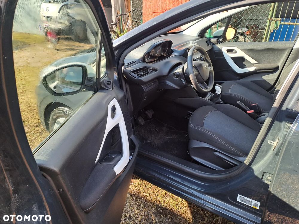 Peugeot 208 1.2 PureTech Like S&S - 11