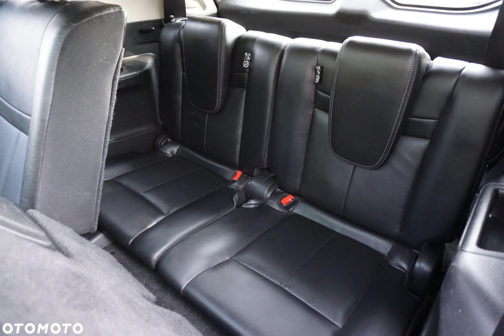 Nissan X-Trail 1.6 DCi N-Connecta 2WD Xtronic 7os - 14