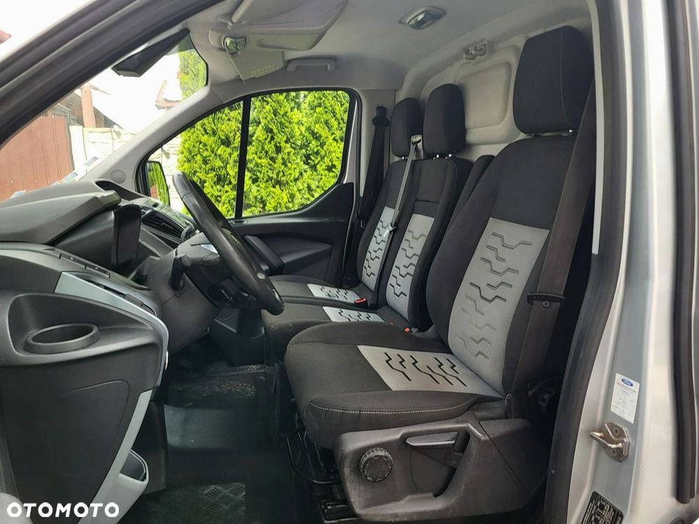 Ford Transit Custom - 12