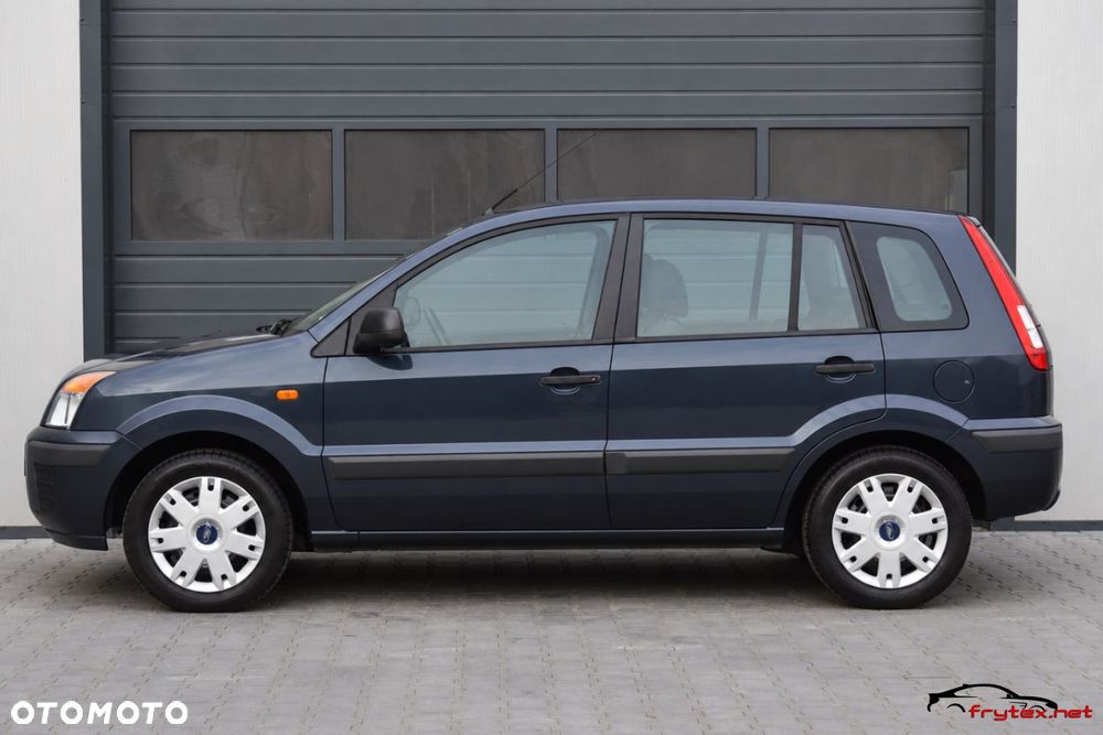 Ford Fusion - 9