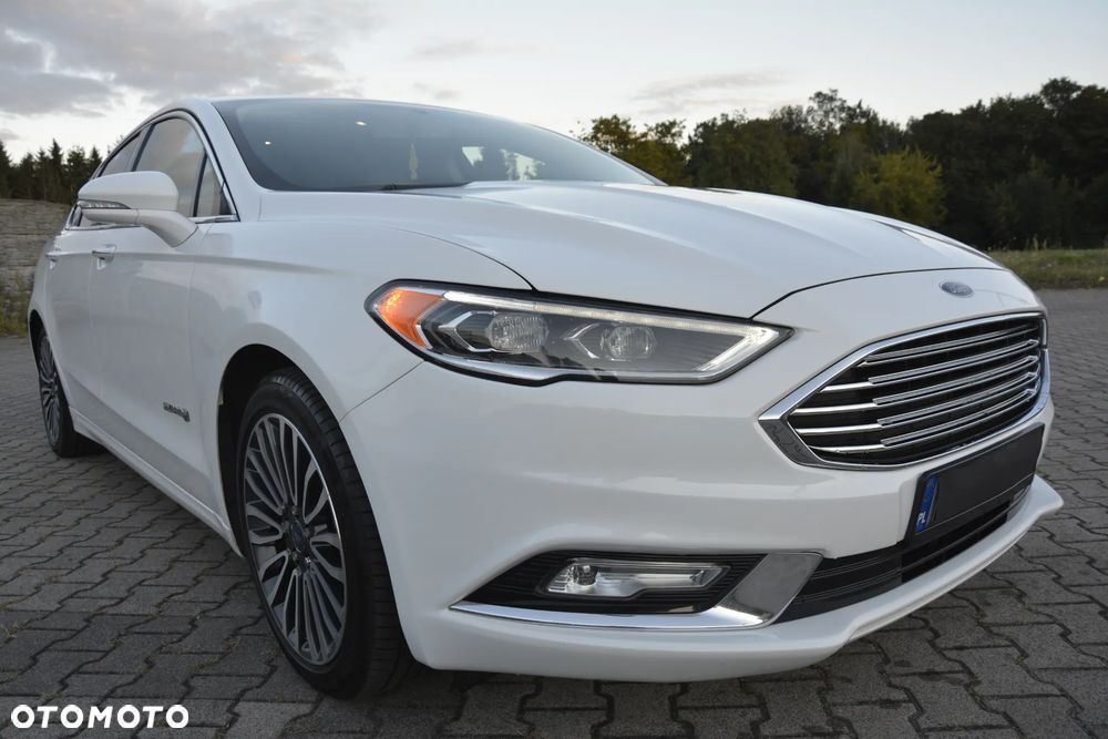 Ford Fusion - 9