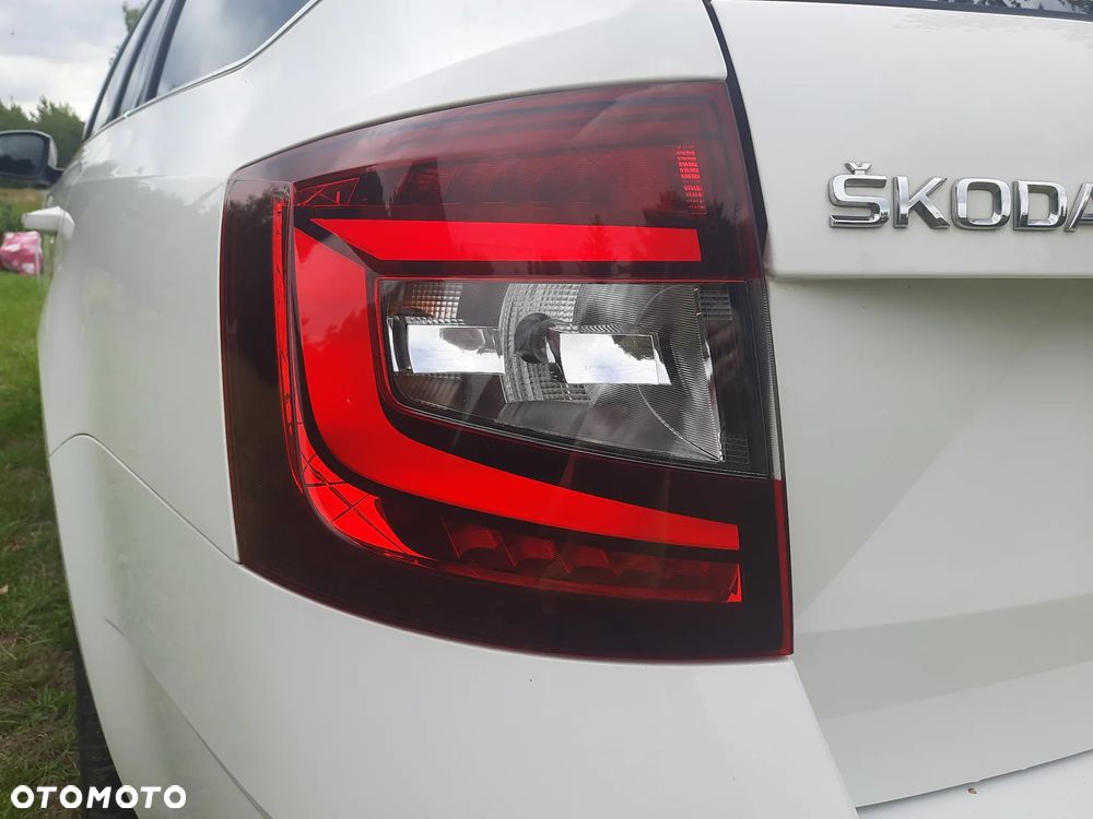 Skoda Octavia 1.5 TSI ACT Style DSG - 9