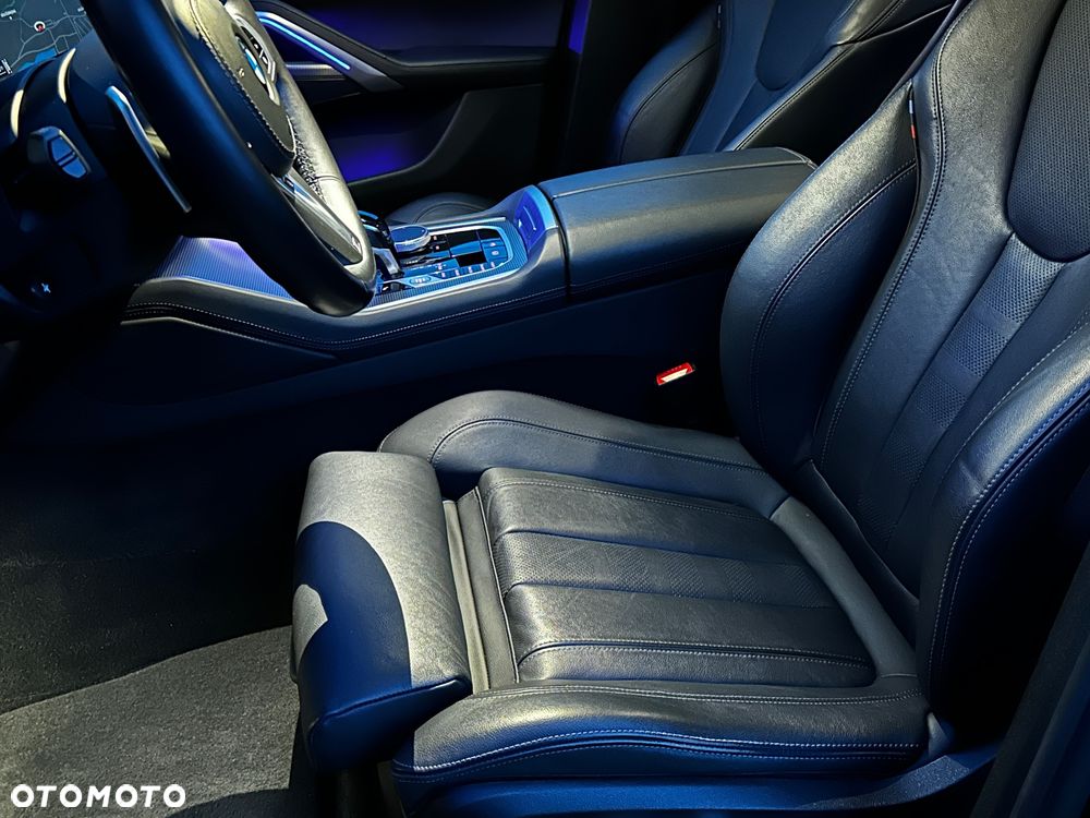 BMW X6 - 25