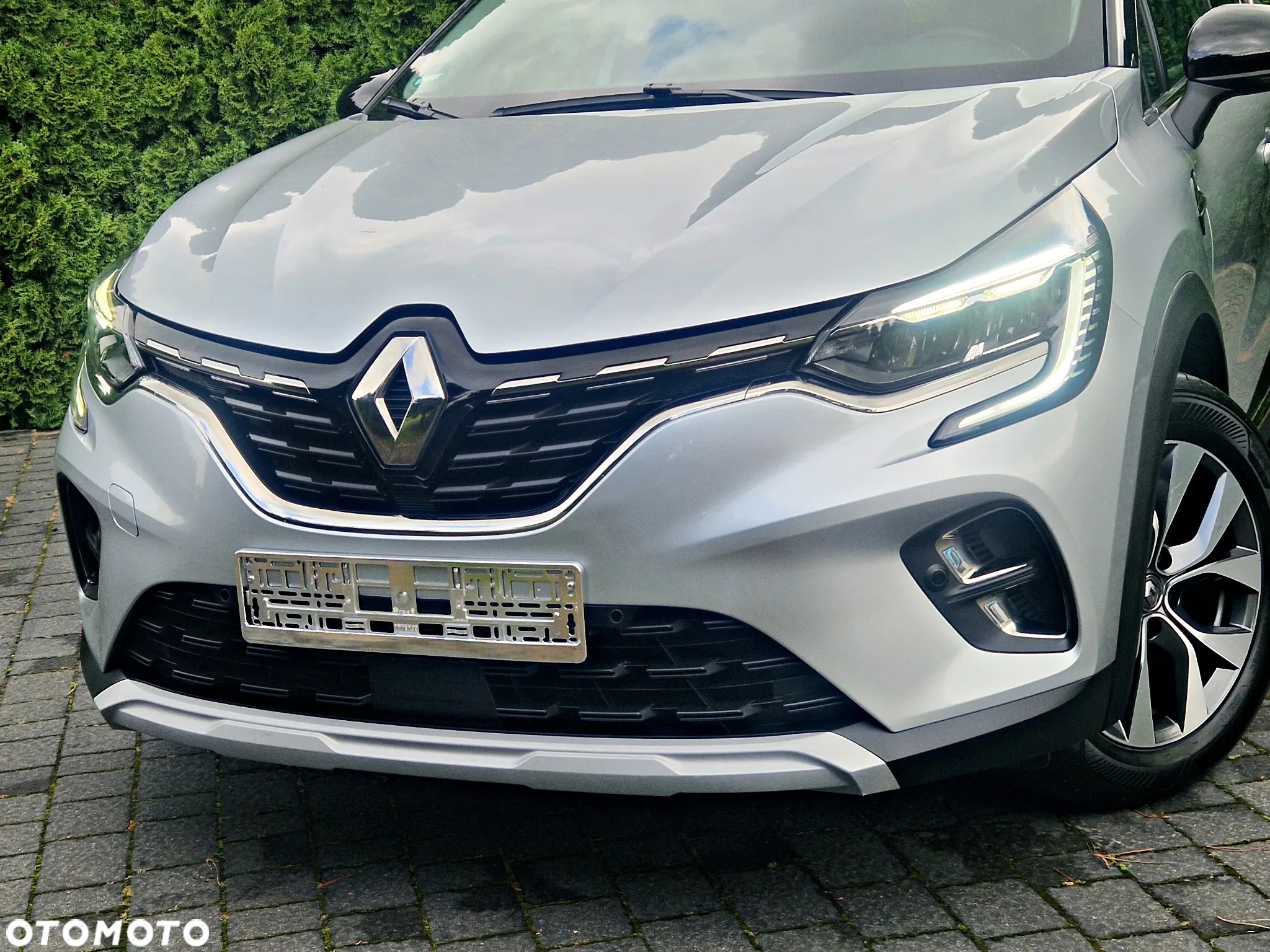 Renault Captur 1.3 TCe Intens EDC - 17