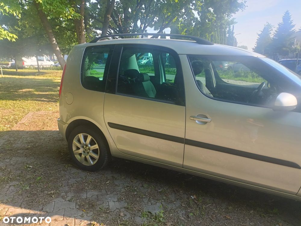 Skoda Roomster 1.2 TSI FAMILY - 8