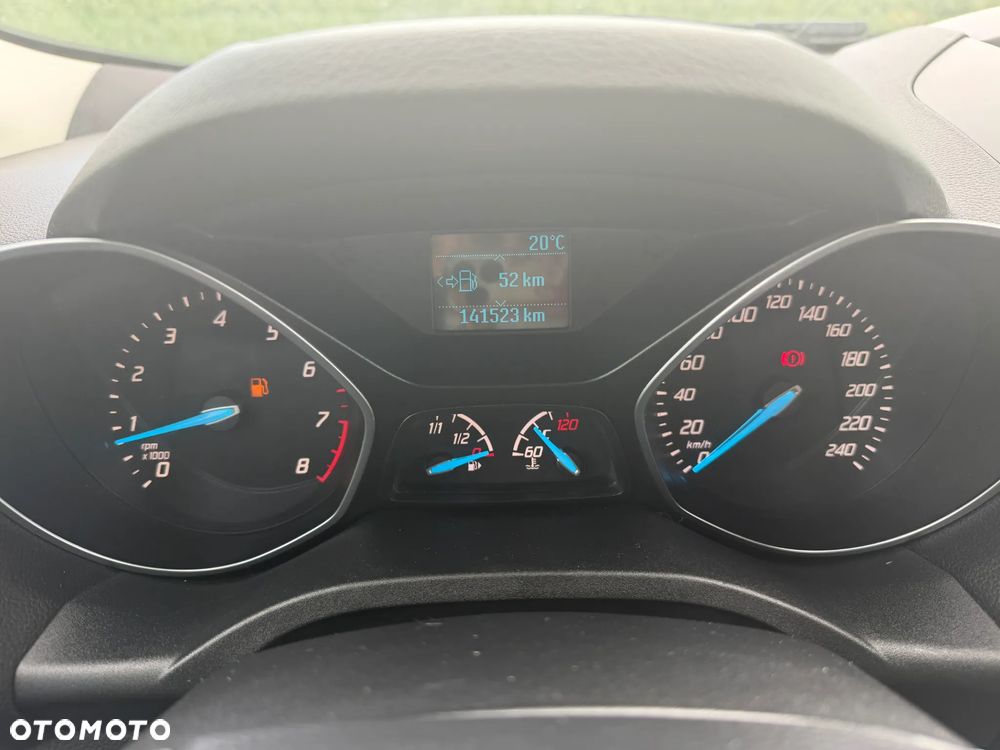 Ford Kuga - 13