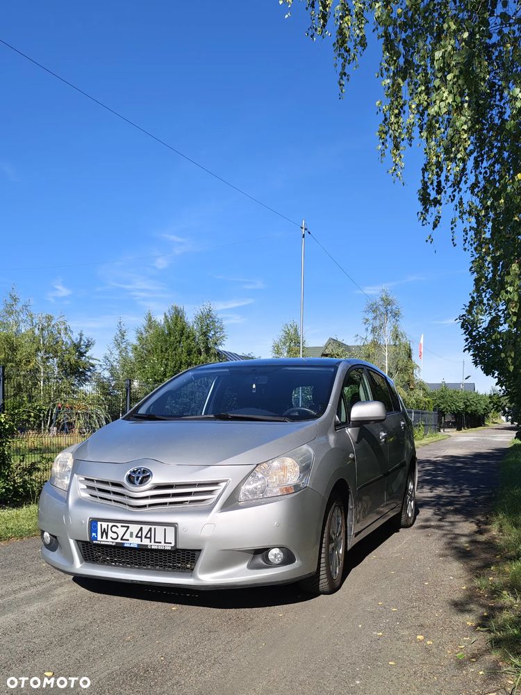 Toyota Verso 2.0 D-4D Sol - 1