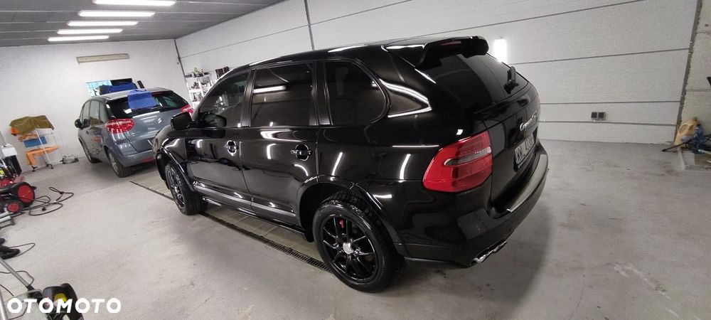 Porsche Cayenne GTS PD Edition 3 - 3