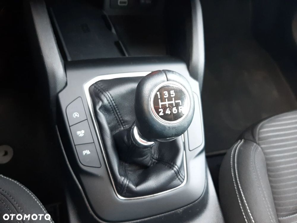 Ford Focus 1.0 EcoBoost Titanium Style - 24