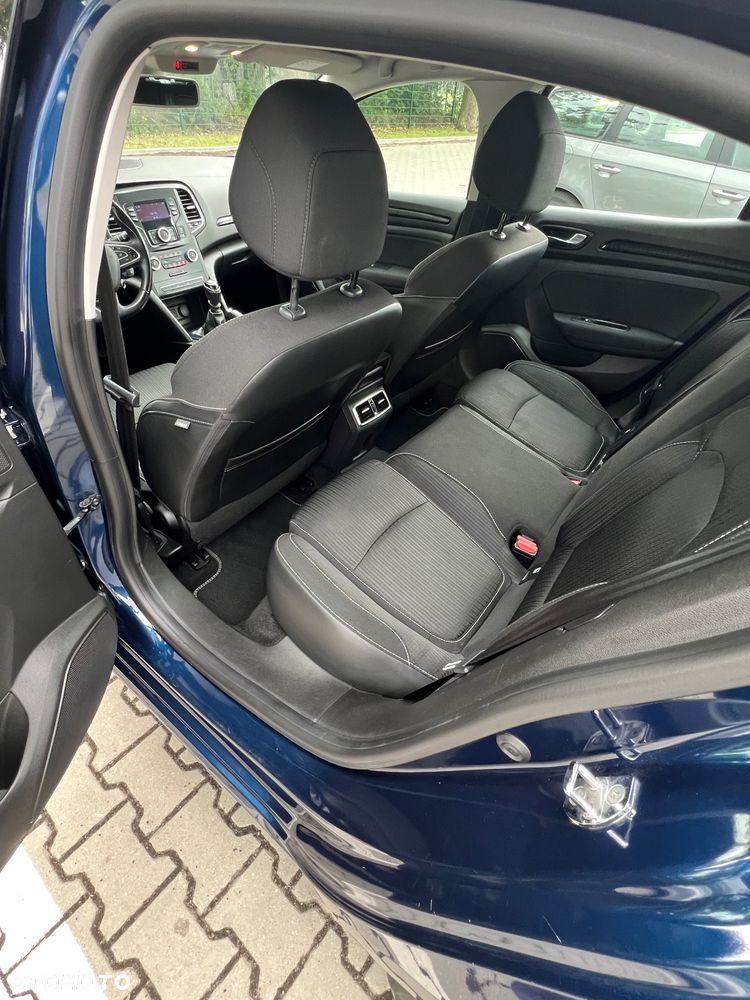 Renault Megane 1.2 Energy TCe Life - 10