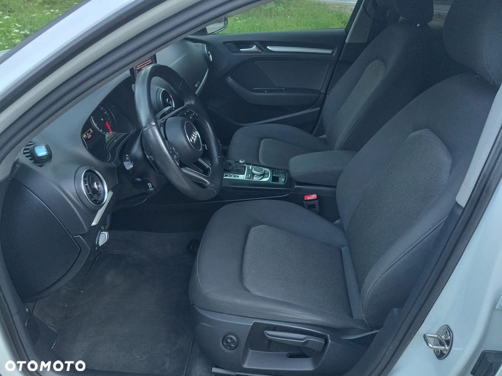 Audi A3 Sportback - 9