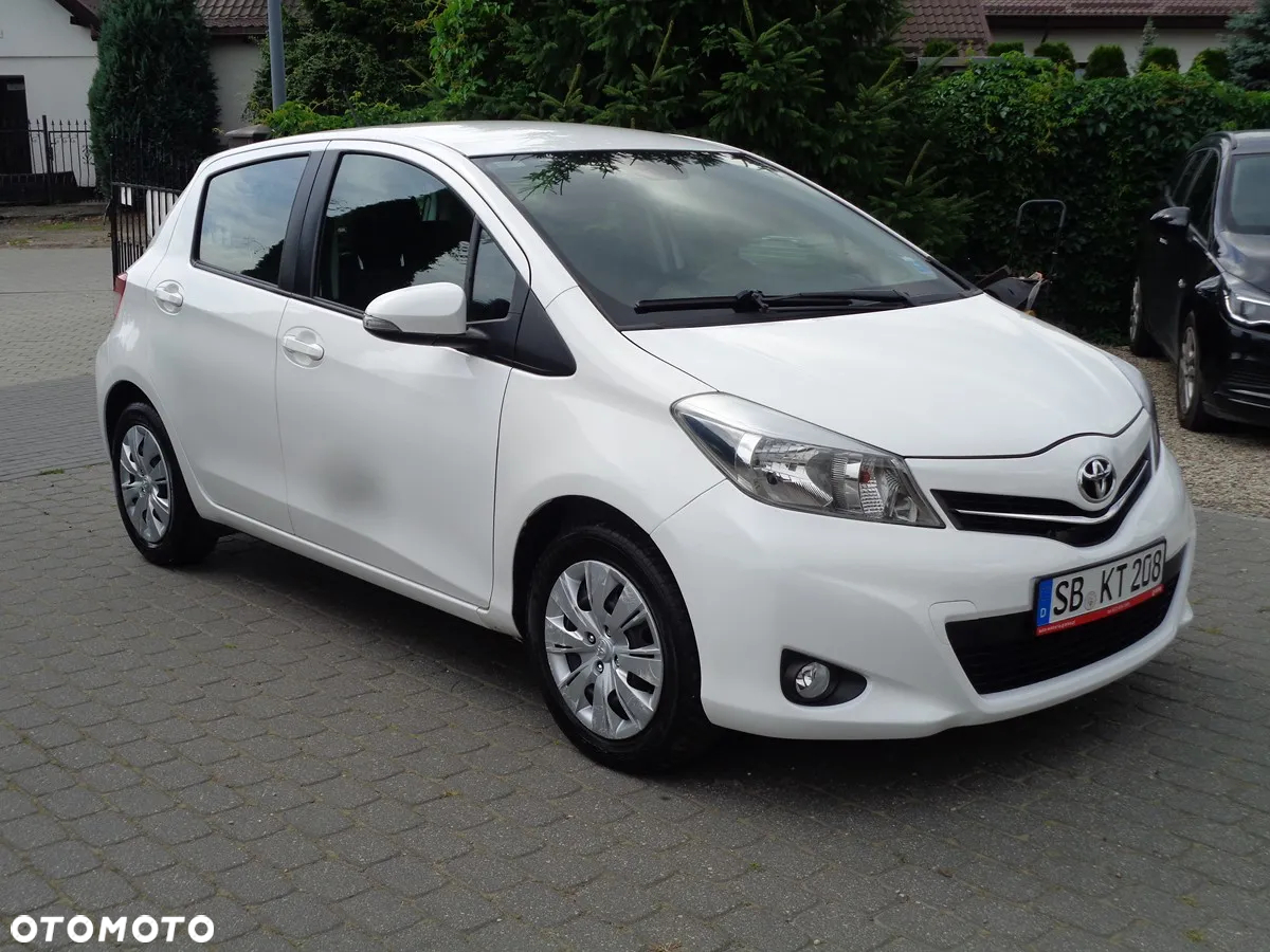Toyota Yaris - 2