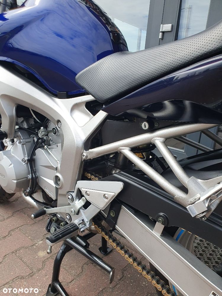 Yamaha FZ6 - 14