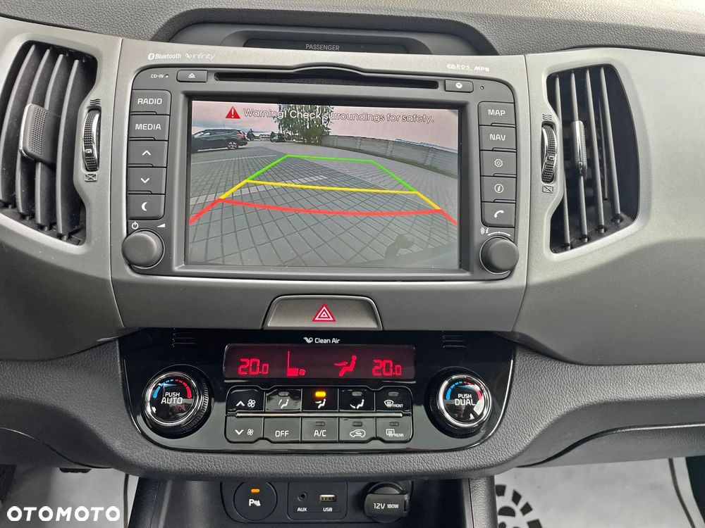 Kia Sportage 1.7 CRDI 2WD ISG Dream-Team Edition - 14