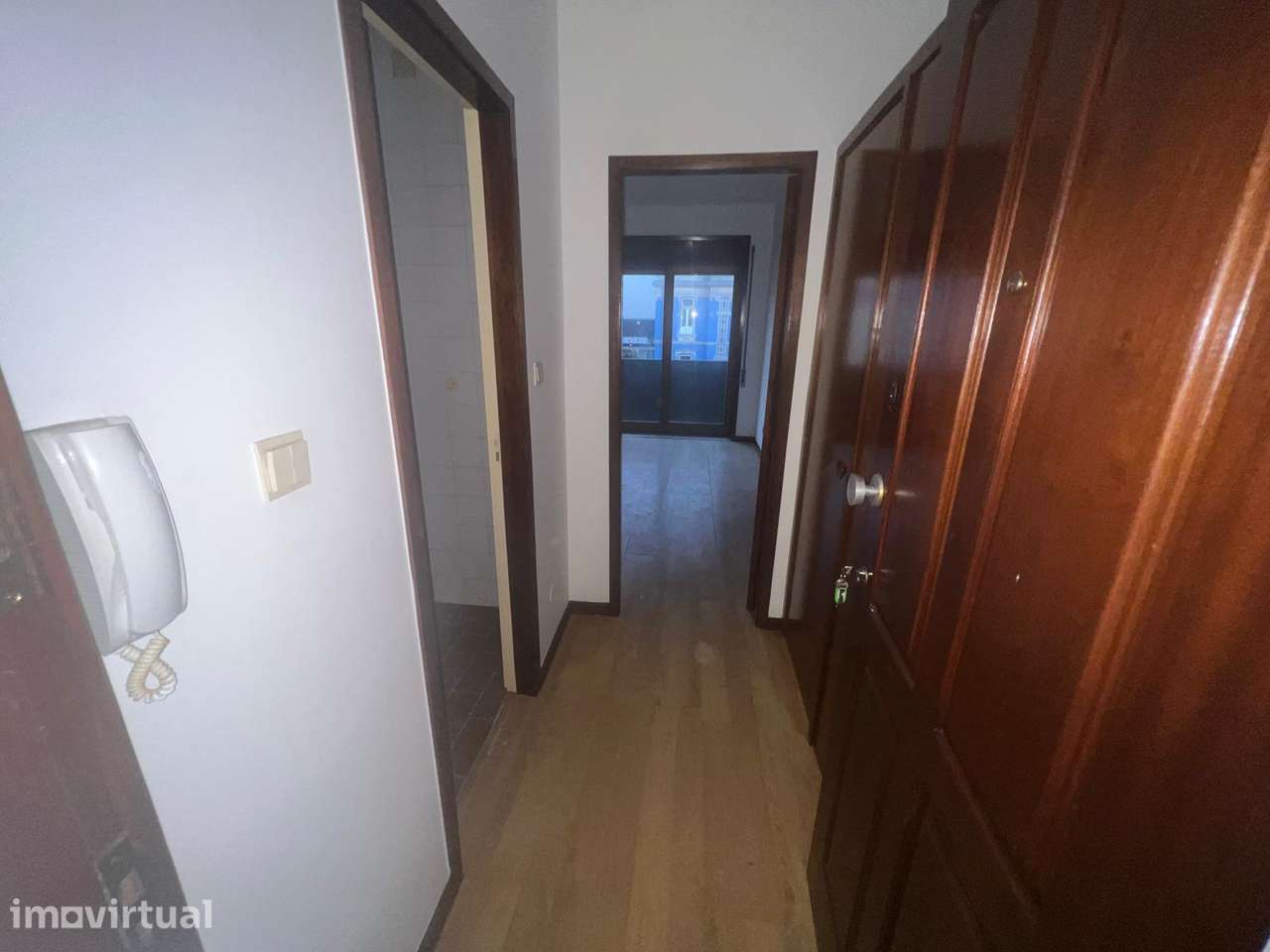 Apartamento T1 para Arrendamento - Grande imagem: 3/13