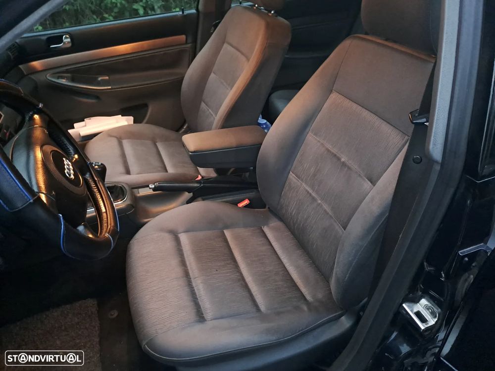 Audi A4 Avant 1.6 Attraction - 7