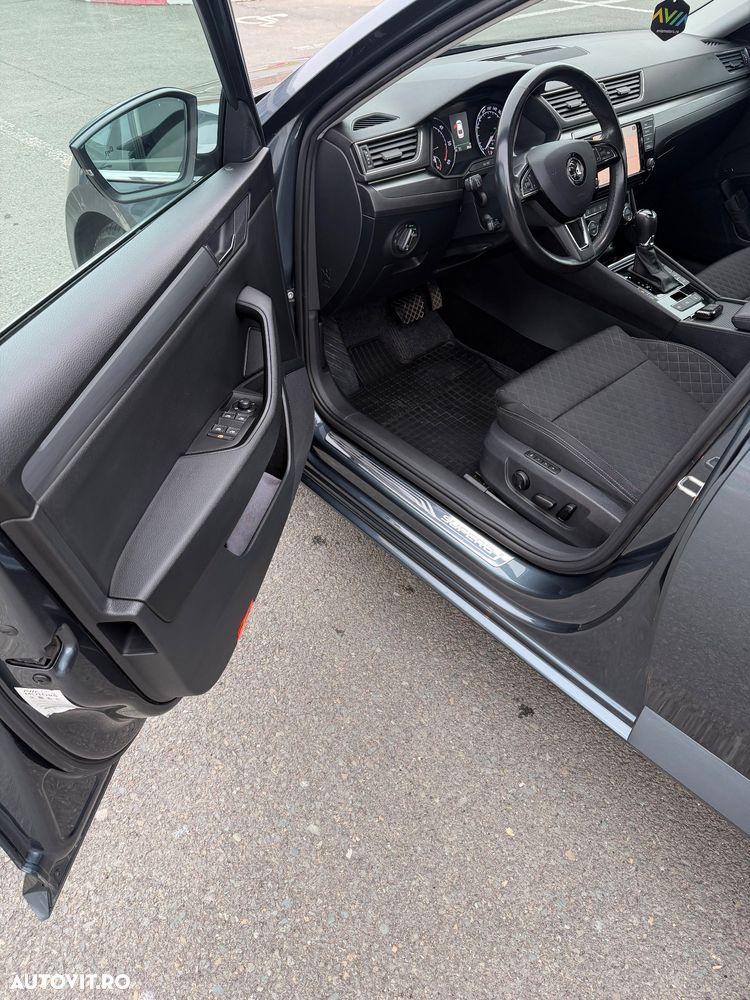 Skoda Superb 2.0 TDI DSG Style - 6