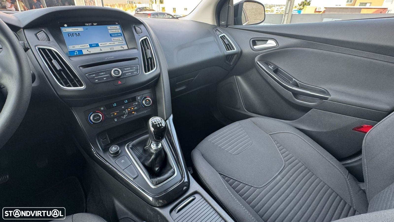 Ford Focus SW 1.0 SCTi Titanium - 15
