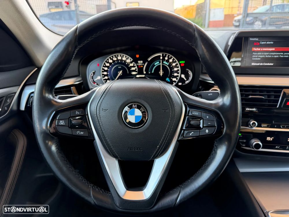 BMW 530 e iPerformance - 25
