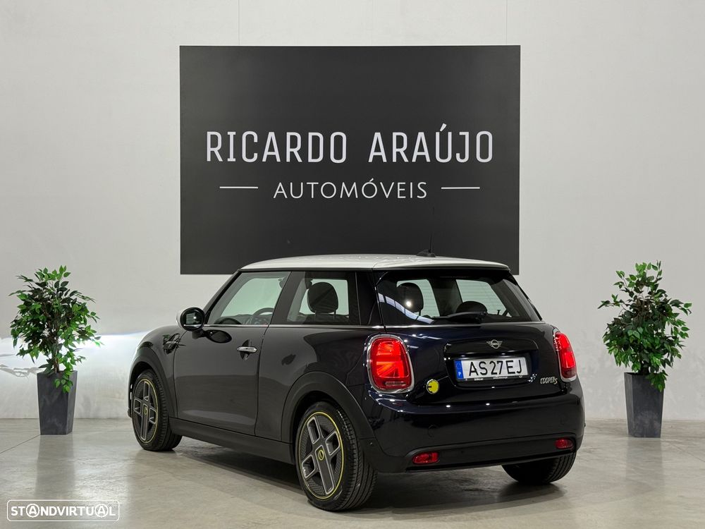 MINI 3 Portas Cooper SE Premium Yours - 3