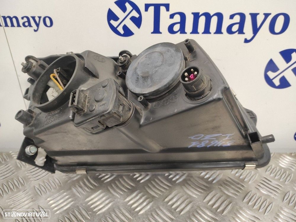 FAROL ESQUERDO VOLKSWAGEN PASSAT VARIANT 1998 - - 1