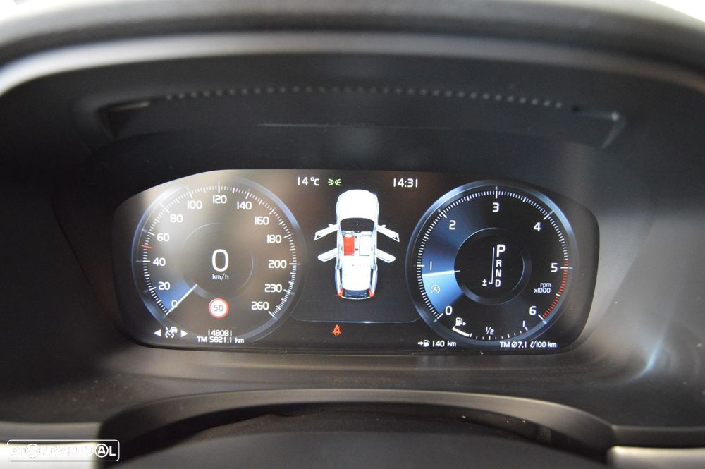 Volvo V90 2.0 D4 Momentum Plus Geartronic - 34