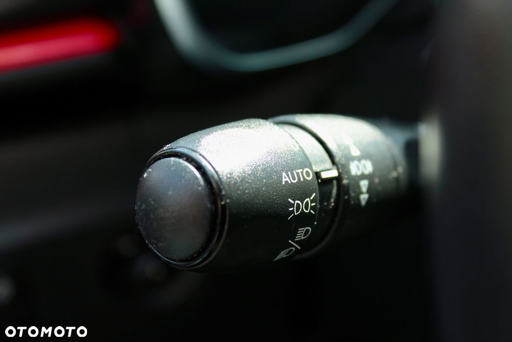 Citroën C3 1.2 PureTech Shine S&S - 12