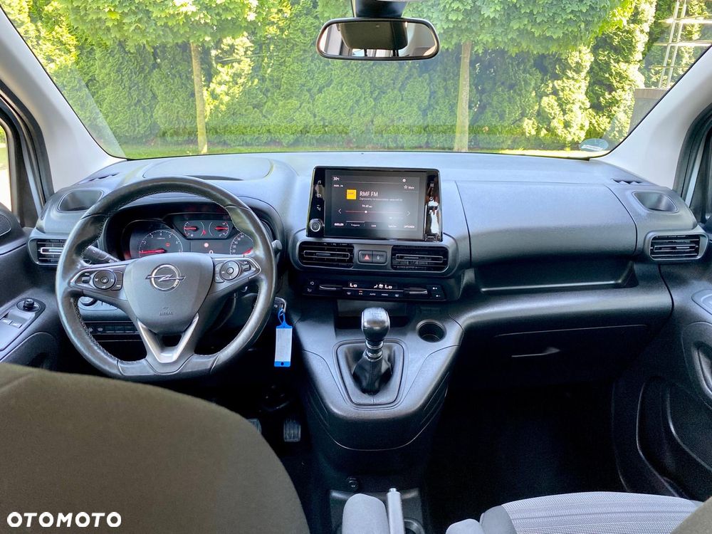 Opel Combo 1.2 Turbo Start/Stop Innovation - 4