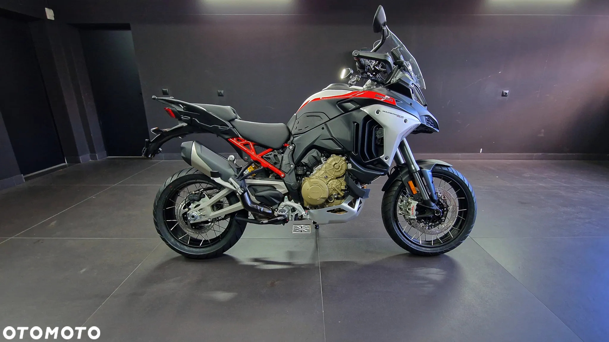 Ducati Multistrada - 2
