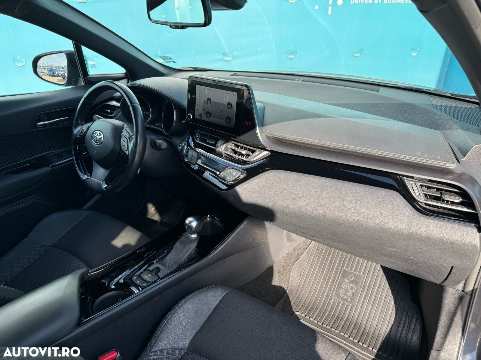 Toyota C-HR - 9