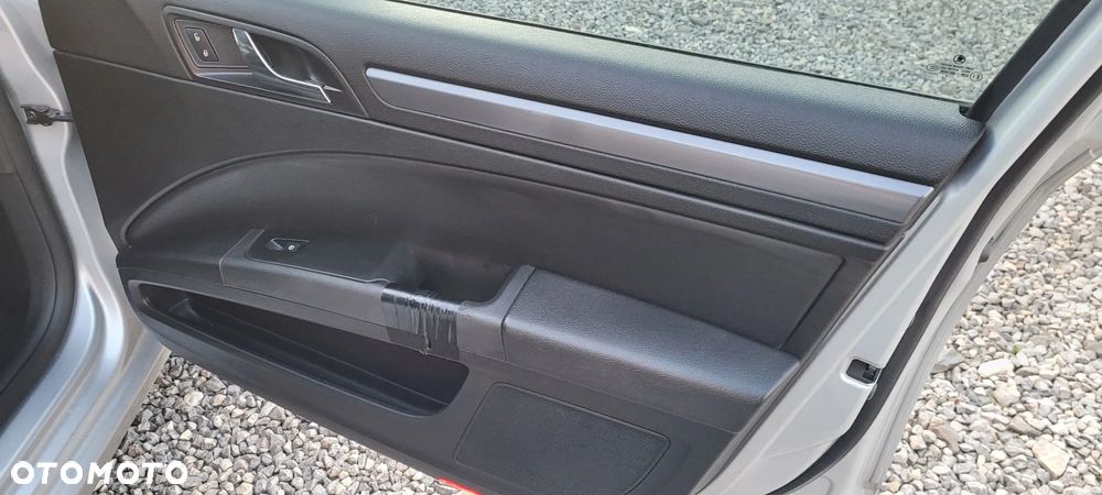 Skoda Superb 1.8 TSI FAMILY - 21