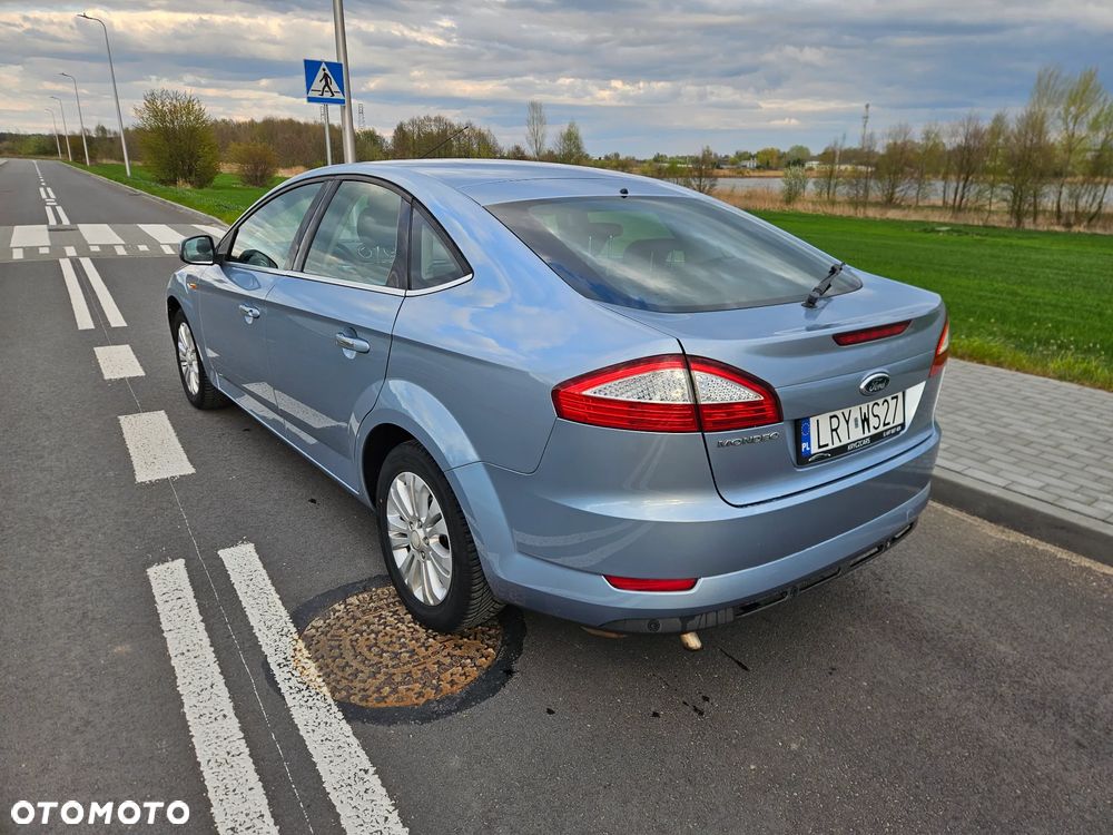 Ford Mondeo 2.0 Ghia Executive - 6