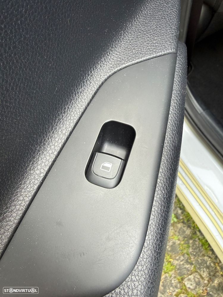 Kia Rio 1.0 T-GDi Drive 7DCT - 21