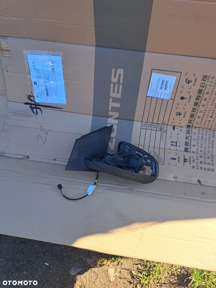 Lusterko lewe Mercedes B-Klasa III W247 A247 A2478100138 7 PIN - 3