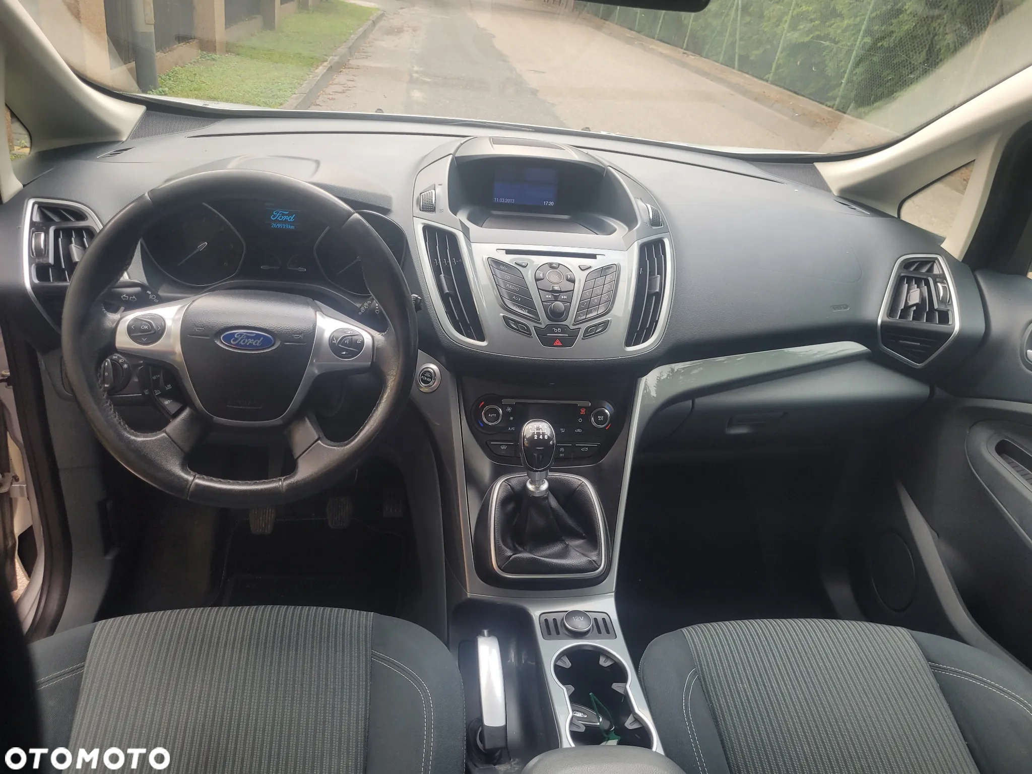 Ford Grand C-MAX - 14