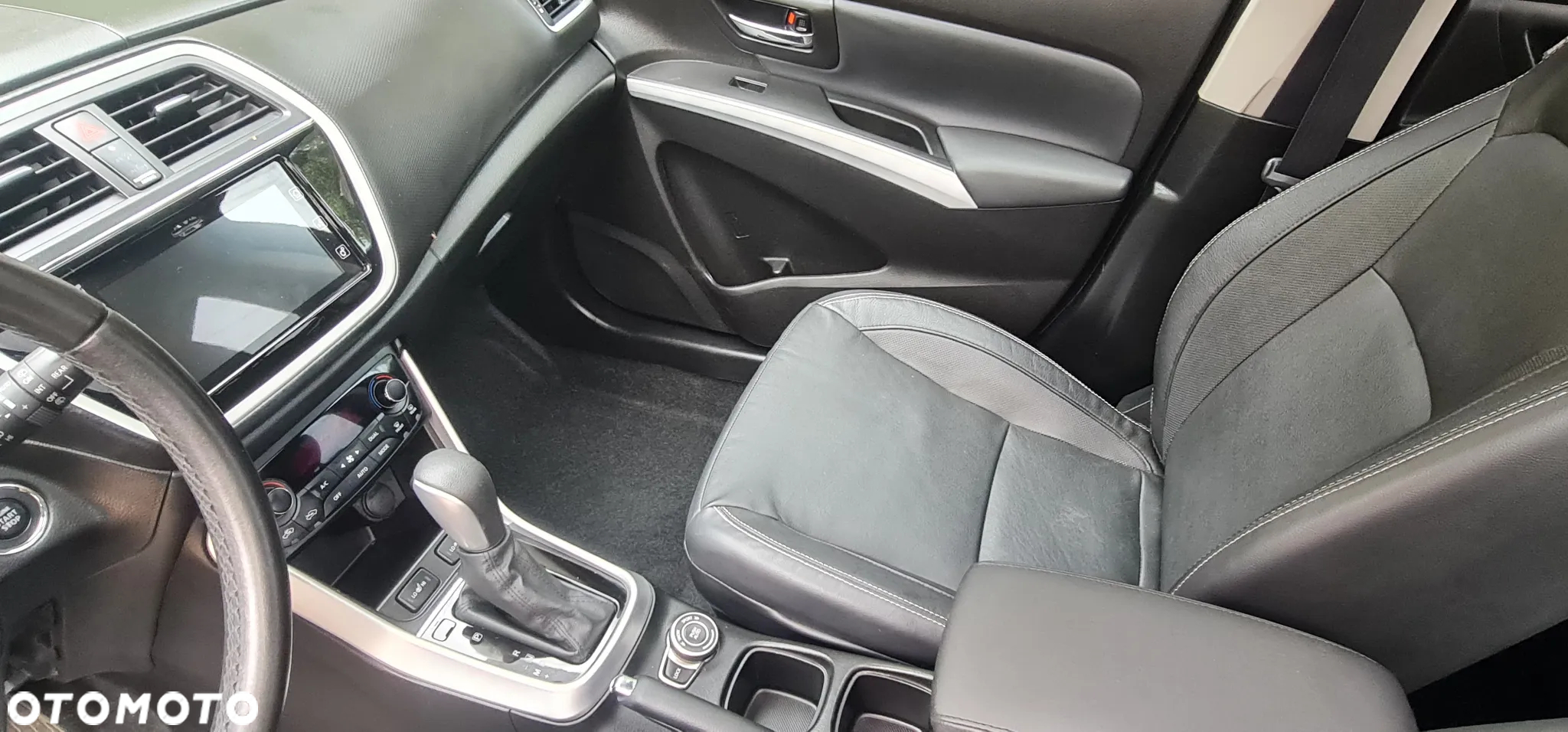 Suzuki SX4 S-Cross 1.6 DDiS Allgrip TCSS Comfort+ - 12