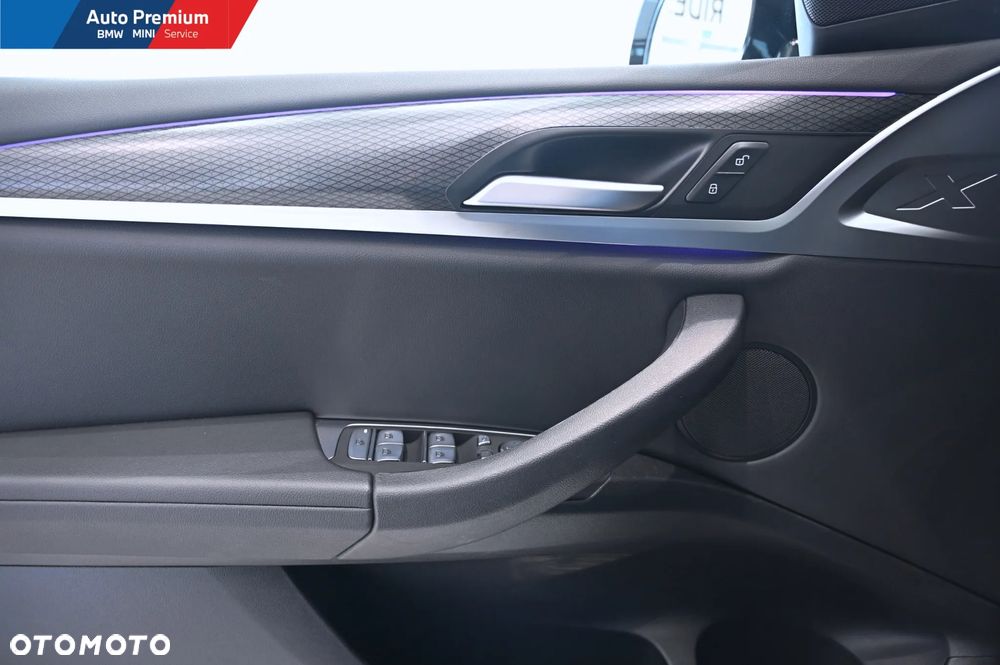 BMW X4 xDrive20d - 12