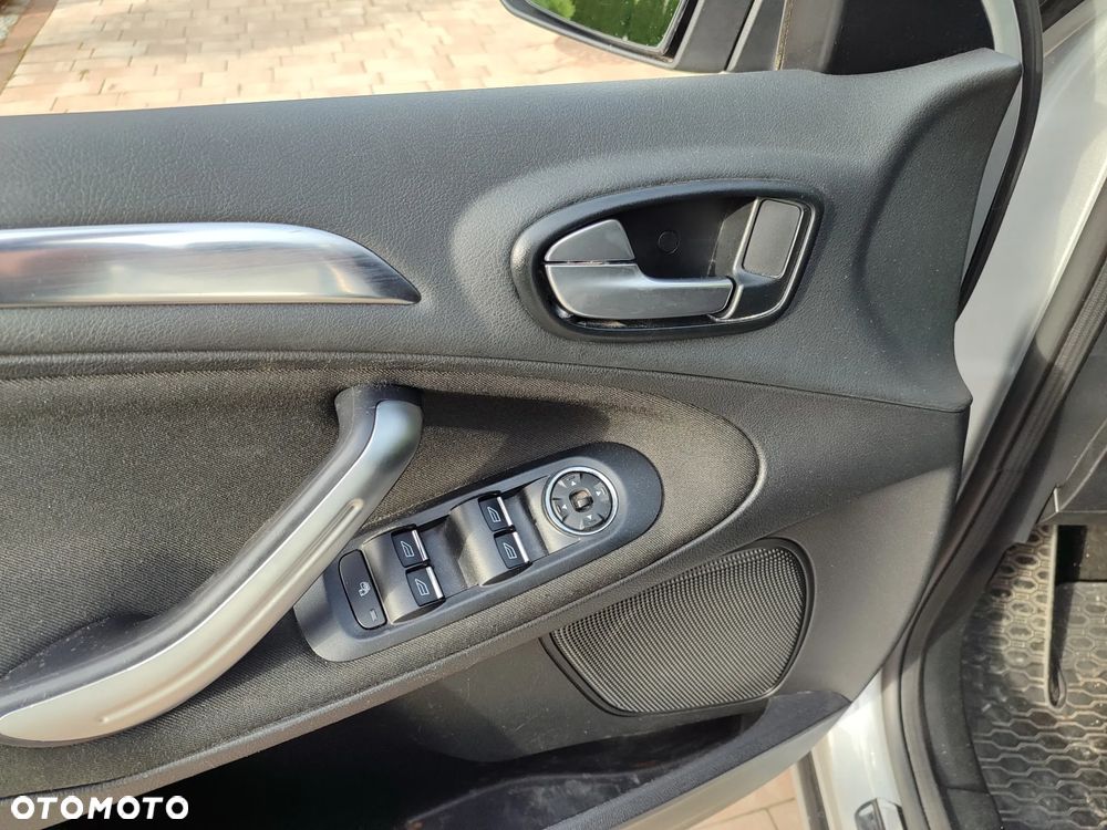 Ford S-Max - 20