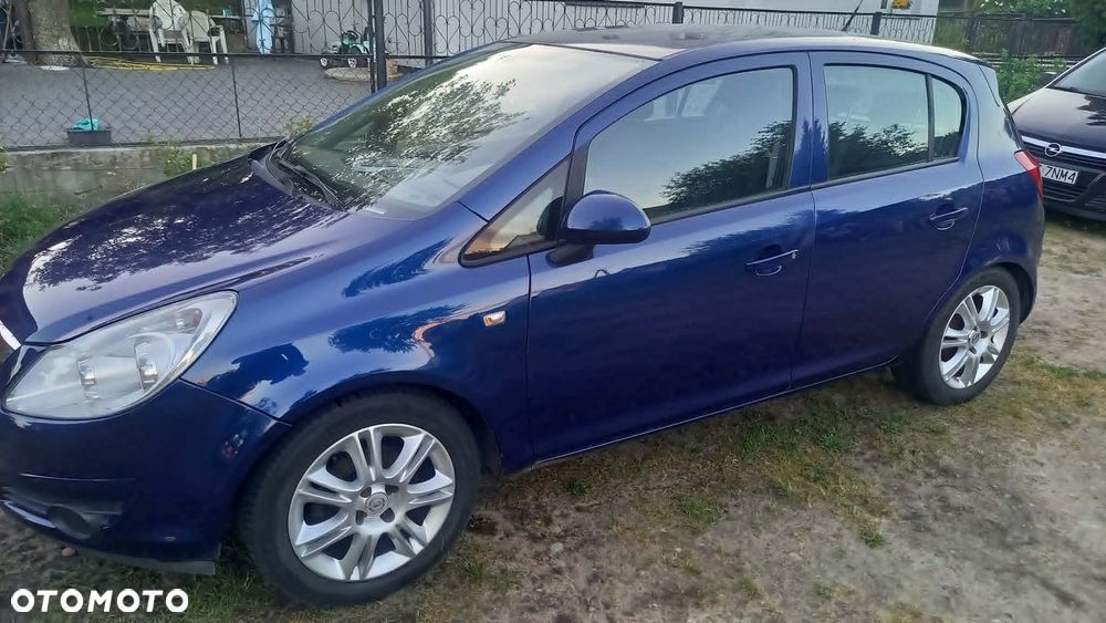 Opel Corsa 1.2 16V Cosmo - 1