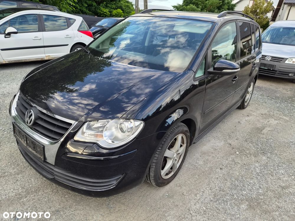 Volkswagen Touran 1.9 TDI DPF Conceptline - 1
