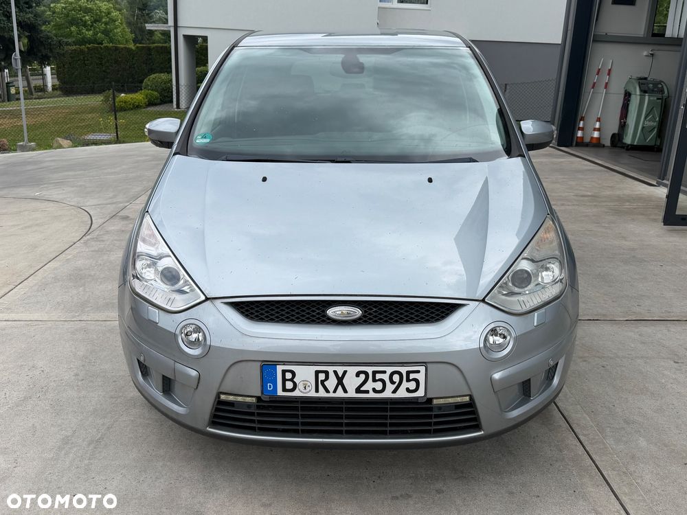 Ford S-Max 2.0 TDCi DPF Titanium - 4