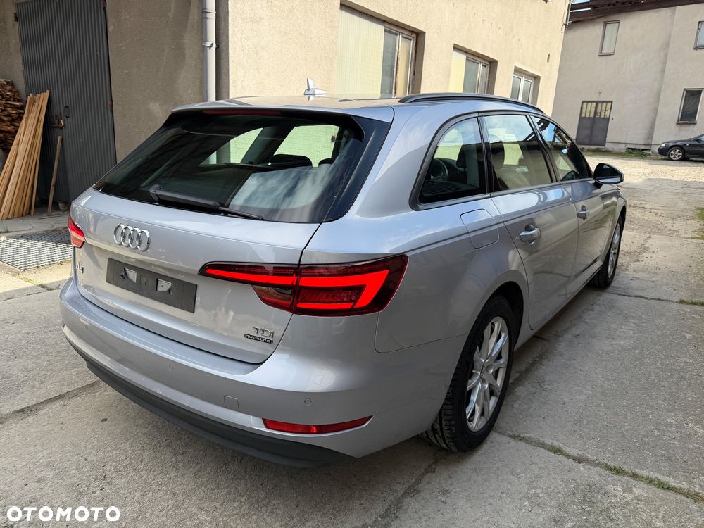 Audi A4 Avant 2017 photo 4