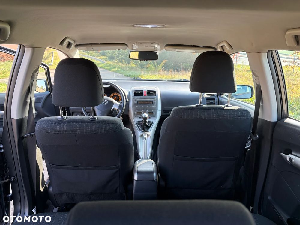 Toyota Auris 1.4 VVT-i Luna - 11