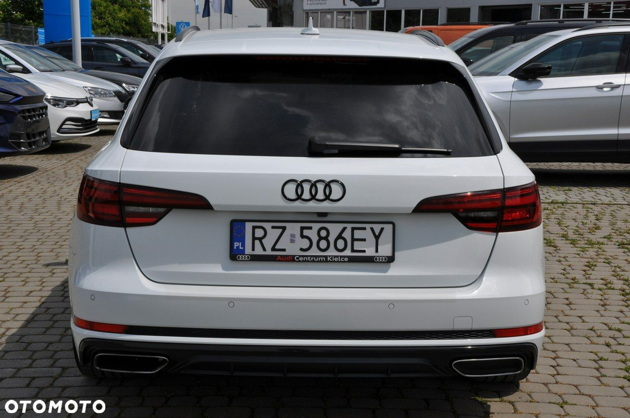 Audi A4 40 TDI S Line S tronic - 5
