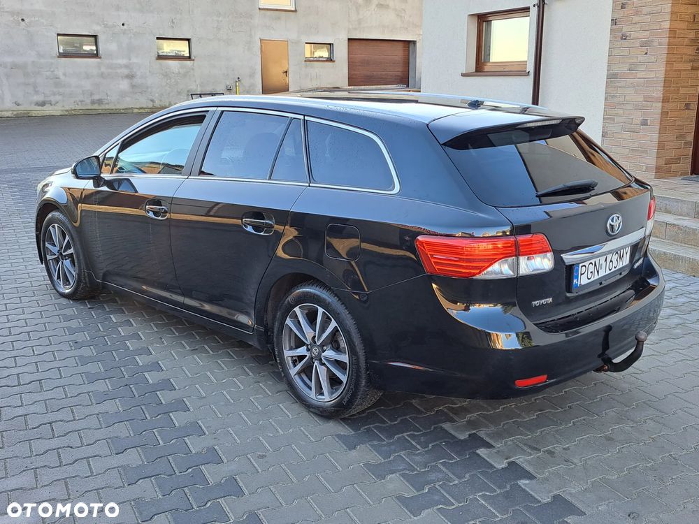 Toyota Avensis 1.8 Premium - 2