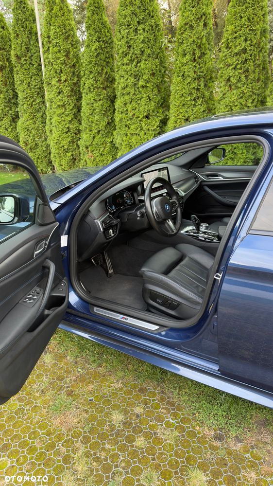 BMW Seria 5 530e xDrive - 22