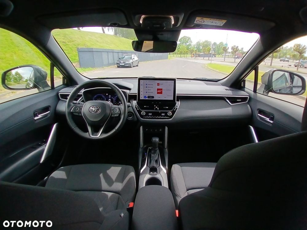 Toyota Corolla Cross - 22