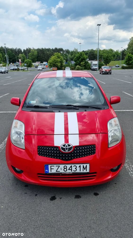 Toyota Yaris - 5