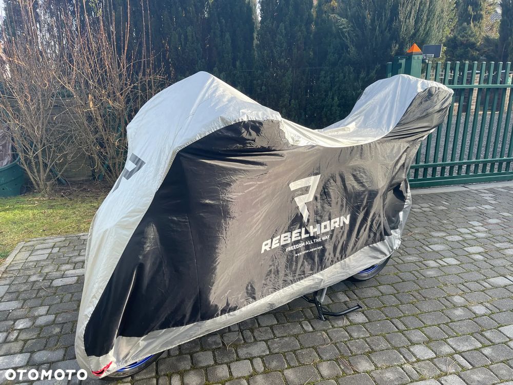 Yamaha Tmax - 10